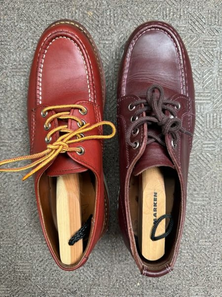 左は磨いたばかりなのでピカピカしてますが、 左と右の靴、どちらがカッコいいと思いますか？ どちらが高く見えますか？