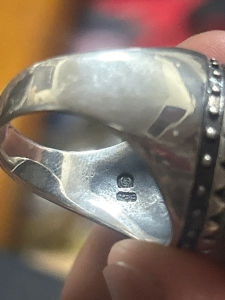 インディアンジュエリーについての質問です刻印があるのですが