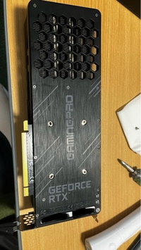 NVIDIAGeForceRTX3070のグリス交換をしたく、分解 - Yahoo!知恵袋