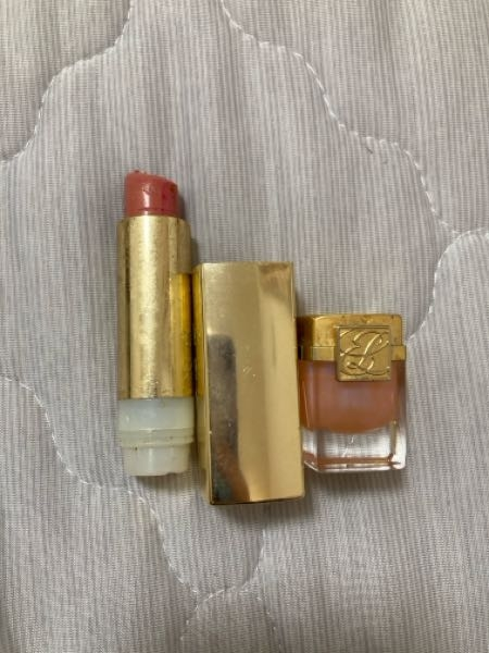 口紅の消費期限はあるのでしょうか？10年前の新品は使っても大