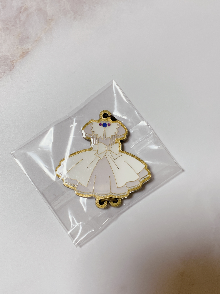 CLAMP展で購入したカードキャプターさくらのコスチュームチャーム