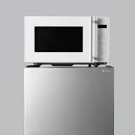 この写真のように冷蔵庫の上に電子レンジ置いてる方はどれくらいの割合 