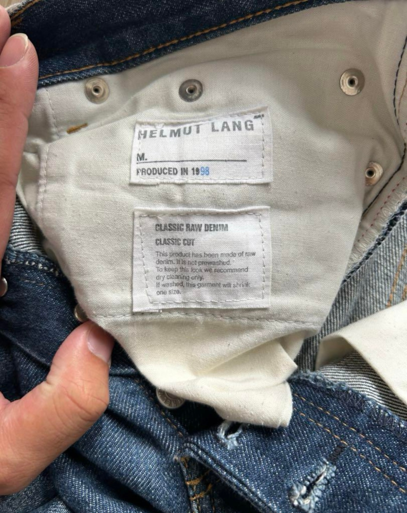 helmutlangの本人期のタグについて。helmutlangの - Yahoo!知恵袋