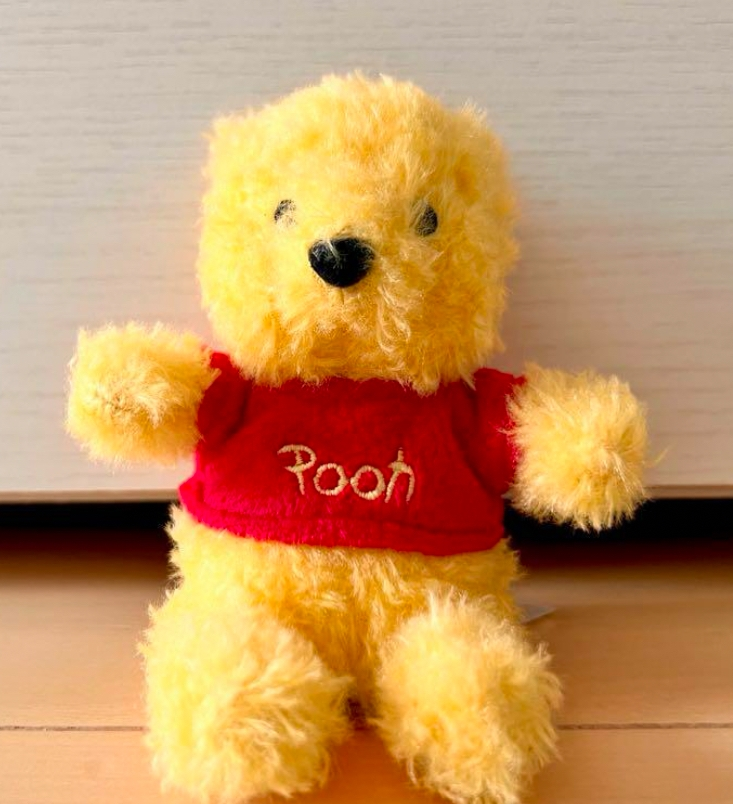 プーさんのぬいぐるみキーホルダーに自作で服を作りたいのですが、この