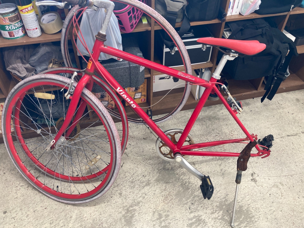 この自転車を再生したいのですが どれくらい費用がかかりますか？ パーツ名とかこと細かく説明をして頂けると嬉しいです。