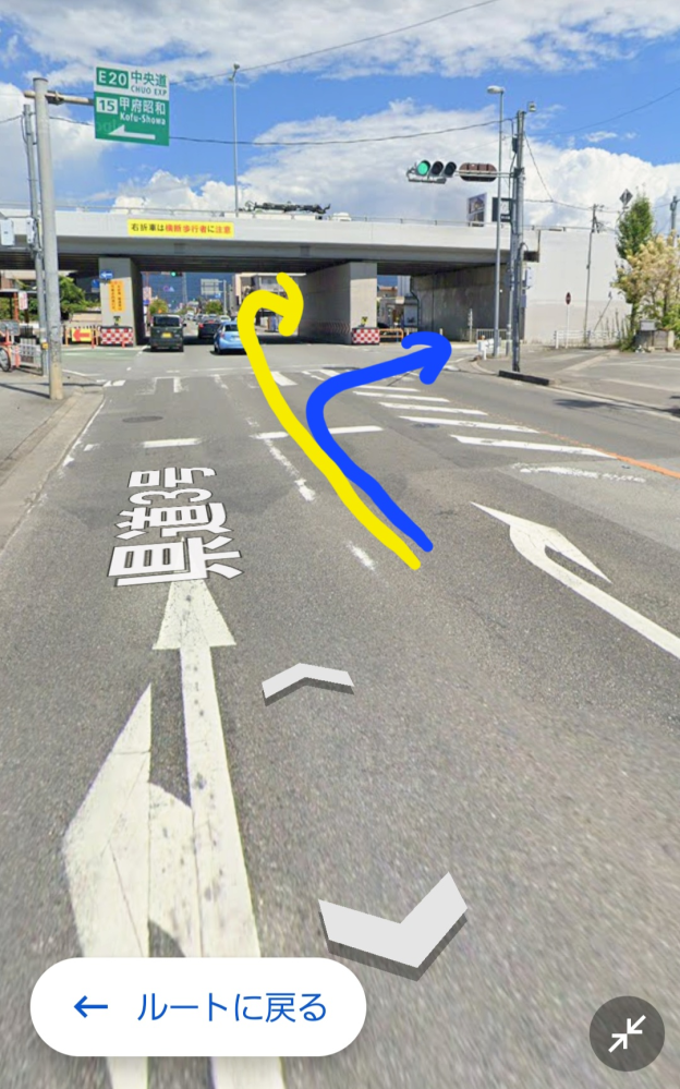 山梨県甲府市の国母立体交差点に詳しい方へ質問です。国道20号に合流し 