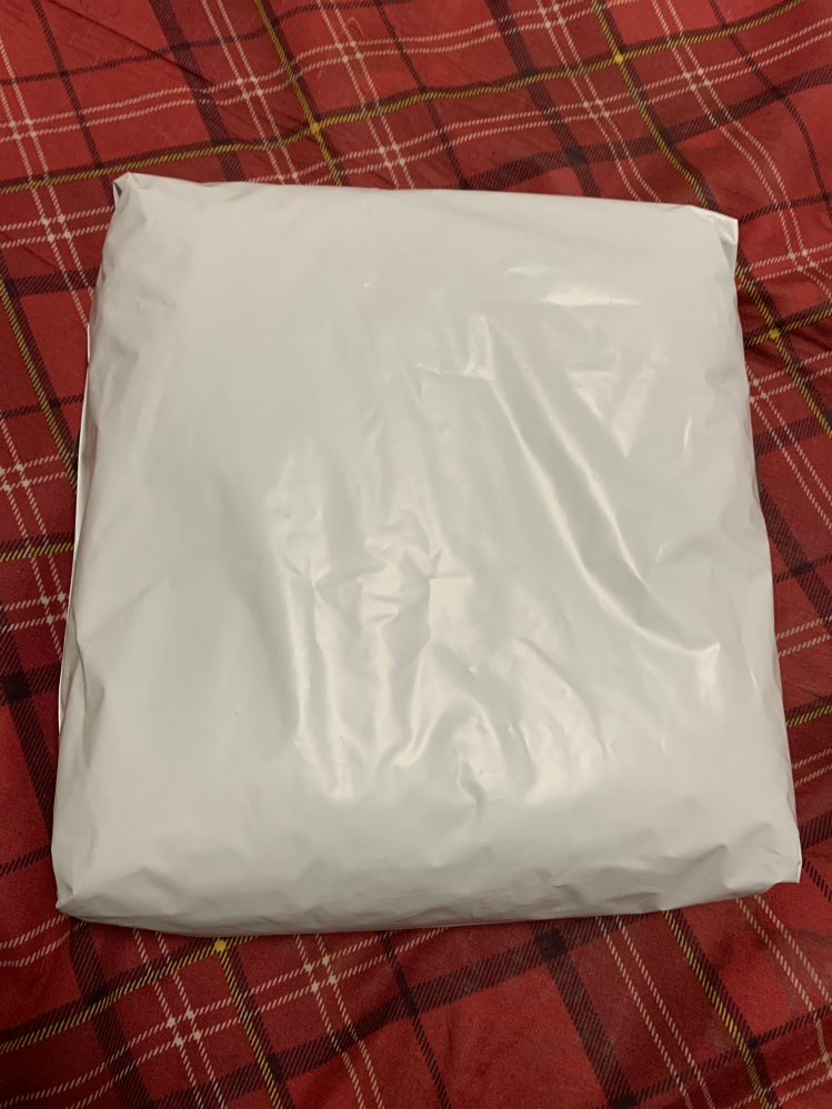 Yahoo!フリマについてです。初めての出品で服を梱包したのですが、全辺 