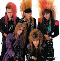 Xjapanのメンバーは全員地毛で 髪型を作っていたのですか Xja Yahoo 知恵袋