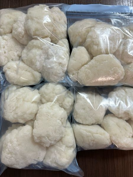 お餅つきについて、最近中古の臼と杵を買い、初めてお餅をついて
