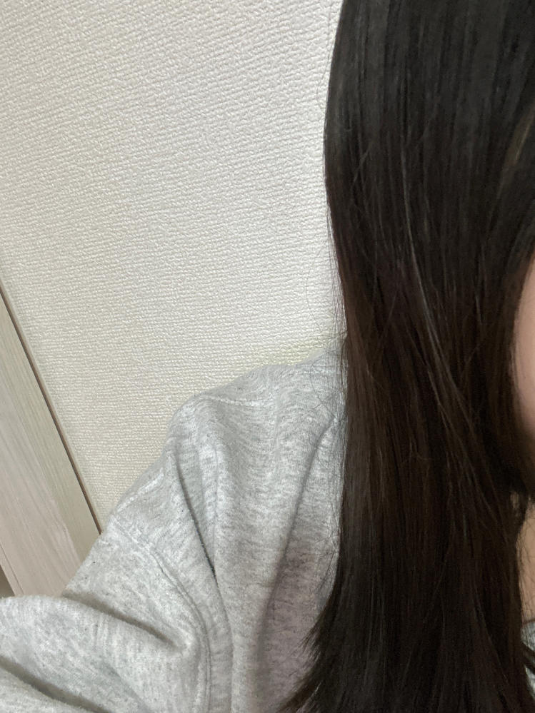腰まで伸びた髪をカットした結果⭐ | 話題の「激変カット