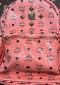 こちらのMCMのリュックは本物しょうか?ー検索用ーMCMリュック地 こちらのMCMのリュックは本物しょうか?ー検索用ーMCMリュック地