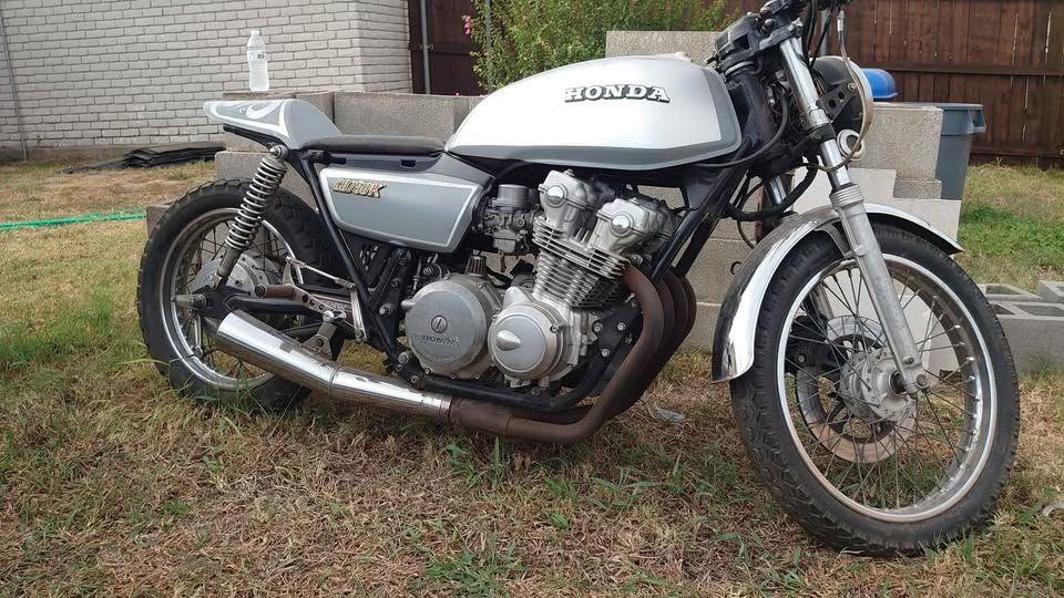 CB750FとCB750Kの違いについて教えてください。写真のバイクがいい値