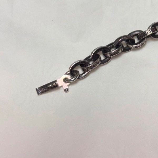 ペーパーチェーン CH刻印14k刻印入り クロムハーツのペーパーチェーンについて。留め具の刻印14Kの部分です