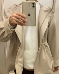 ハーフコートを買おうと思っていますが、サイズ感に迷っています。XS 