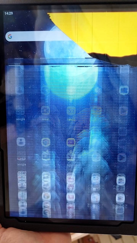 タブレットがこのように壊れてしまったのですが、直すことは可能でしょ 