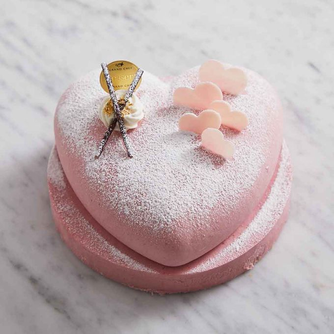 クリスマスにラズベリーケーキはありですか？