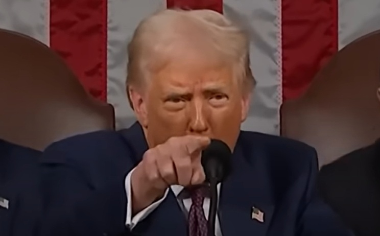 トランプ大統領の「今こそ株を買え！」発言は インサイダー取引になるのですか？