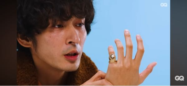上杉柊平さんがつけている3連のリングはどこのでしょうか。リングの 