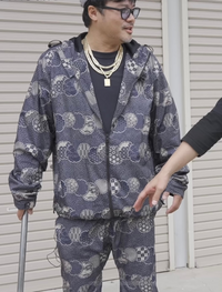 佐田ビルダーズ　セットアップ 服についての質問です。 - 佐田ビルダーズの佐田さんがよく着て