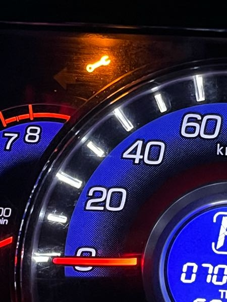 お尋ねです。ホンダライフに乗っています。昨夜から、ス』 ホンダ