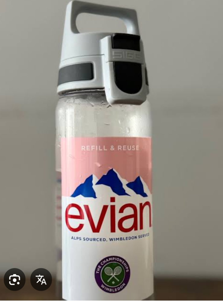 ウィンブルドン2025で選手が使ってるエビアンの水筒はどこで買えま