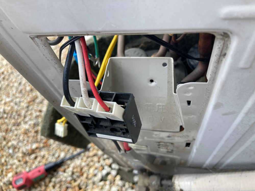 グリーンウッド製石油ファンヒーターについて - ヤマダ電機で