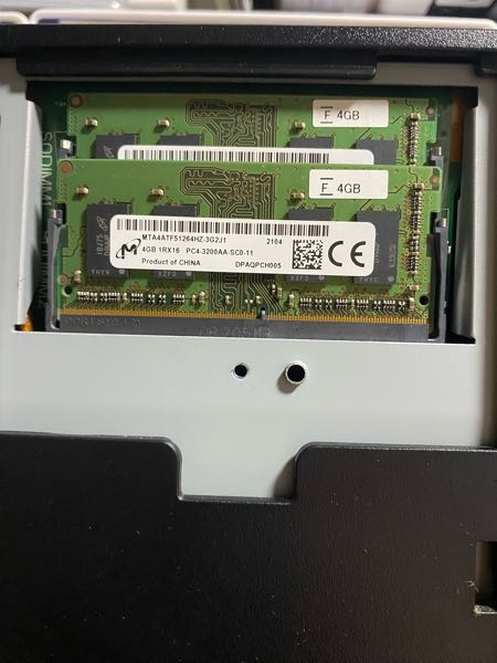 パソコンのメモリを32GBに交換したいのですが、メモリの種類を間違えて購入してしまいました。 こちらのメモリなのですが16Gb2枚買いたいのですがどれを選べばよろしいでしょうか？ 種類がわからなくて困っています。よろしくお願いします。
