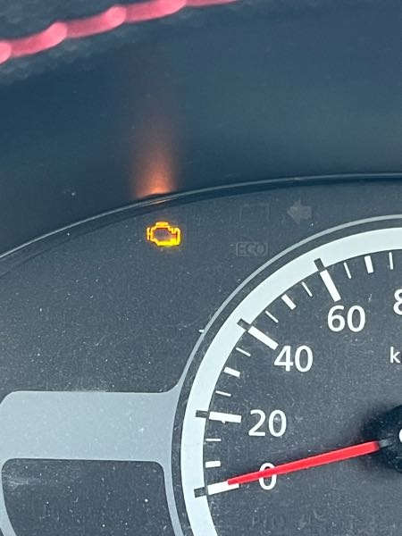 このは何の警告灯でしょうか？車は日産モコです - 故障警告灯