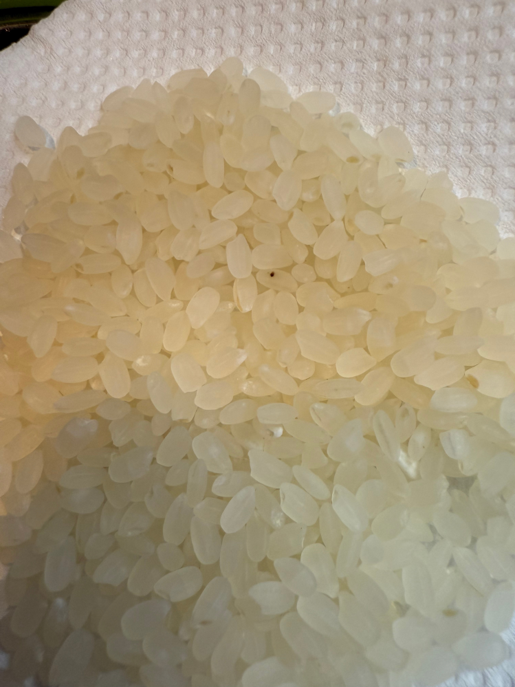 レォン　25キロを精米、月末頃 精米後2〜3ヶ月、未開封の米は食べれますか？精米時期は5月中旬です