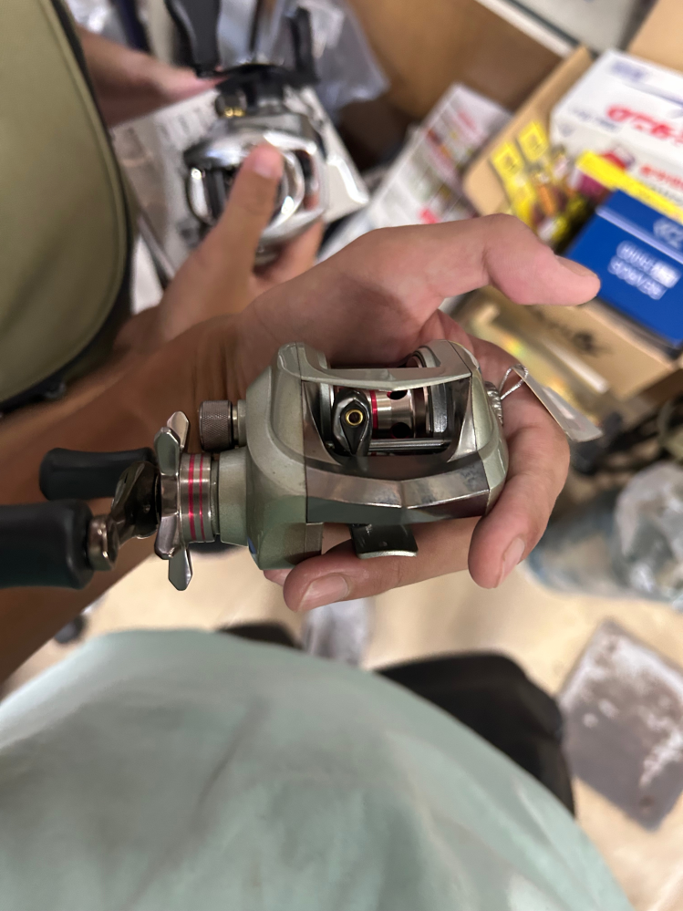 タナセンサー300 フロロ5号150m付き ダイワ タナセンサー 300 (リール) 価格比較 - 価格.com