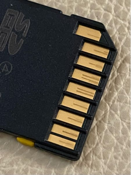 デジカメについてSDカードに傷のようなものがあります。 - デジカ 