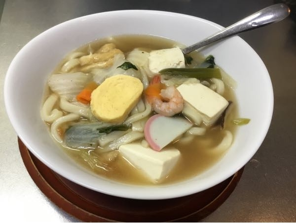 みなさ〜ん、うどん好きですか〜？ 湯豆腐の残り汁と生協のうどんのコラボです♪