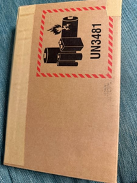 メルカリで在庫確認のためコメントして欲しいとあり、コメントし