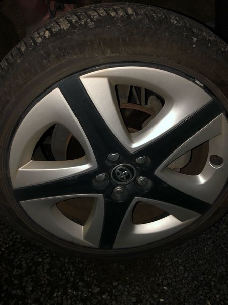 ホイールを擦りました。これくらいは車検に通りますか？ - Yahoo!知恵袋