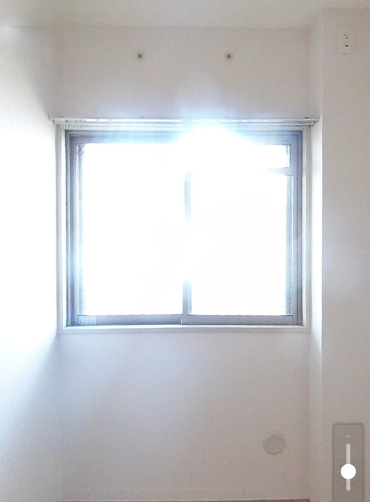 エアコンの取り付けについてです。今度引越しをする賃貸の部屋の一室に 