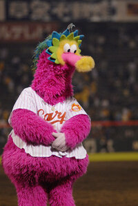 広島のマスコットのスラィリーって何がモチーフなんですか あと なんか Yahoo 知恵袋