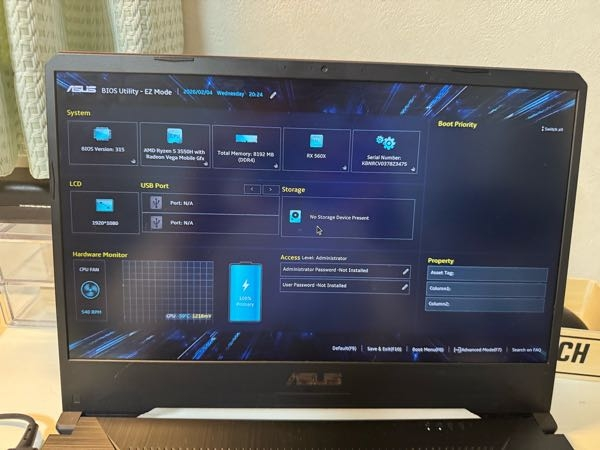 すみません。ASUSのノートパソコンについてです。昨晩急に画像のよ