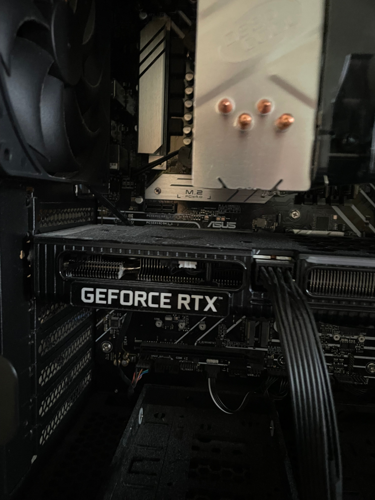 galleria xa7c-r36tにax1800 wi-fi 6 bluetooth 5.2 pcieアダプター tp-link archer tx20eを取り付けたいのですが、 どこに取り付ければいいのでしょうか？