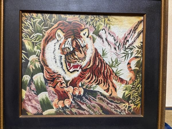 こちら虎の刺繍の絵画？なのですが売れるのでしょうか。画像検索した