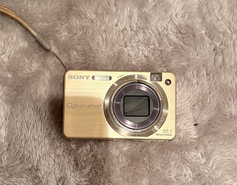 昔の物を漁ってたからSONYのカメラが出来ました。SONYデジタル