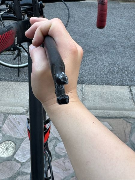 これってぼくのロードバイククラックしてますか？ - Yahoo!知恵袋