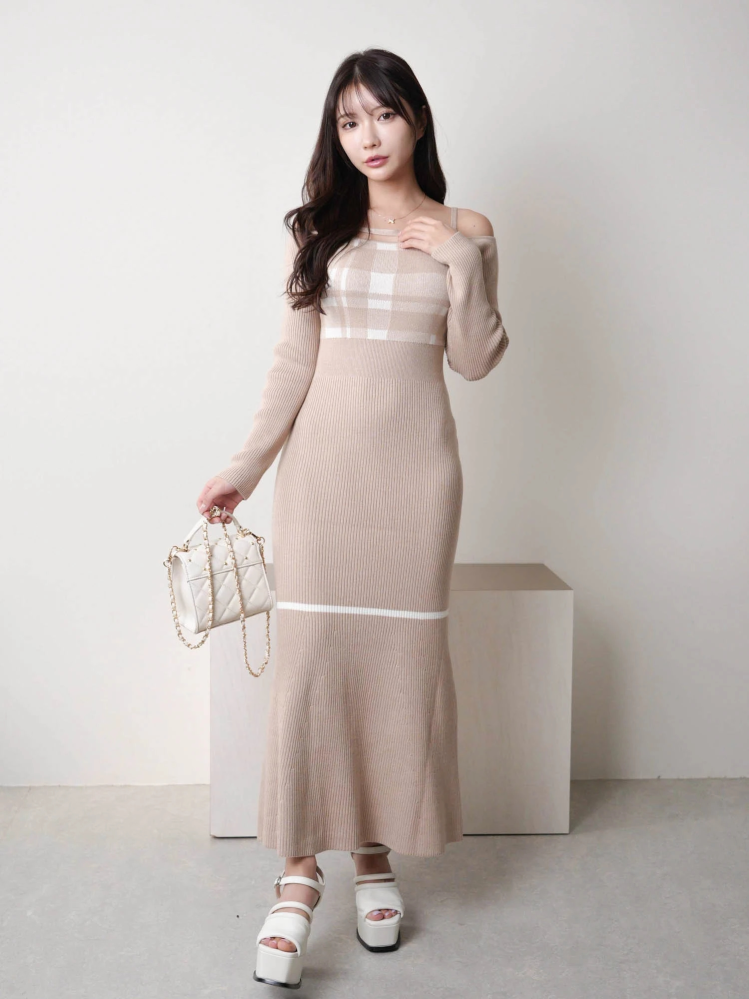 お洋服に詳しい方に教えて頂きたいです。ソニアリキエルの服で、オ
