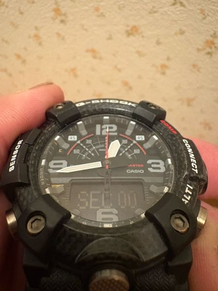G-SHOCKの秒針がほんの少しズレてるんですけど、これはもう諦め 