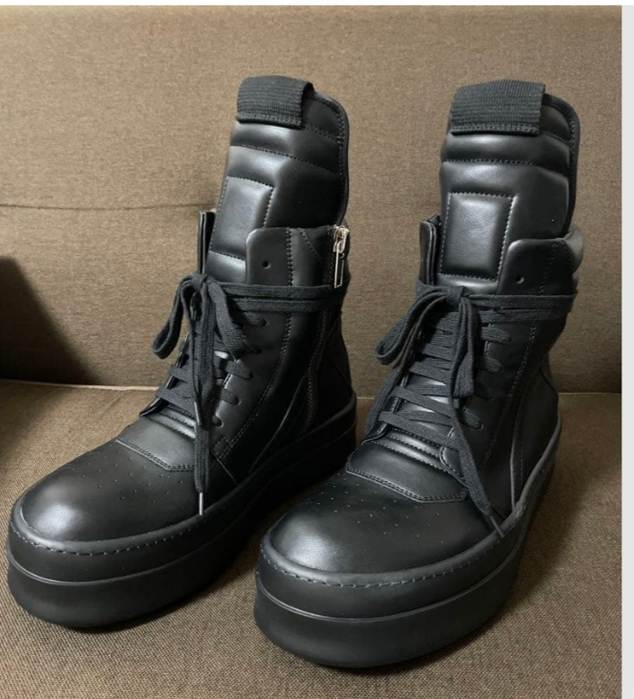 be:firstソウタのプラベでよく着ている服のブランドわかる方教