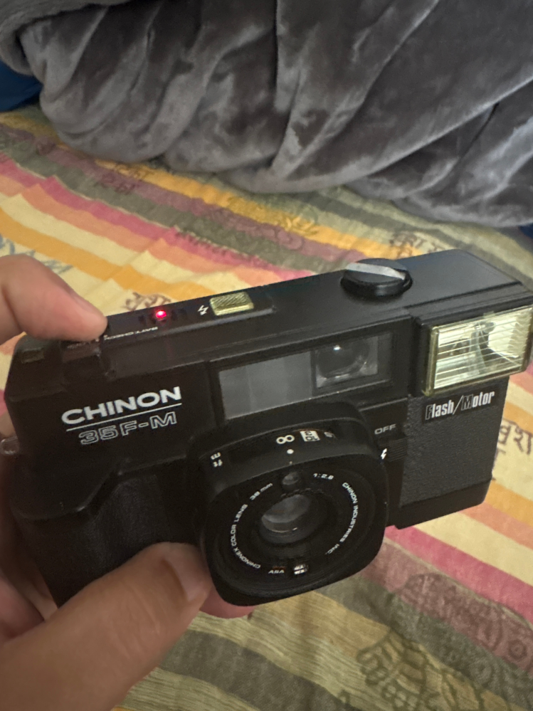 CHINONのコンパクトフィルムカメラ35F-Mを購入したのですが、フィルム