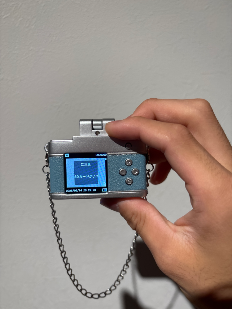 Instaxminievoを買いたいのですがこれはsdカードを入れ - Yahoo!知恵袋