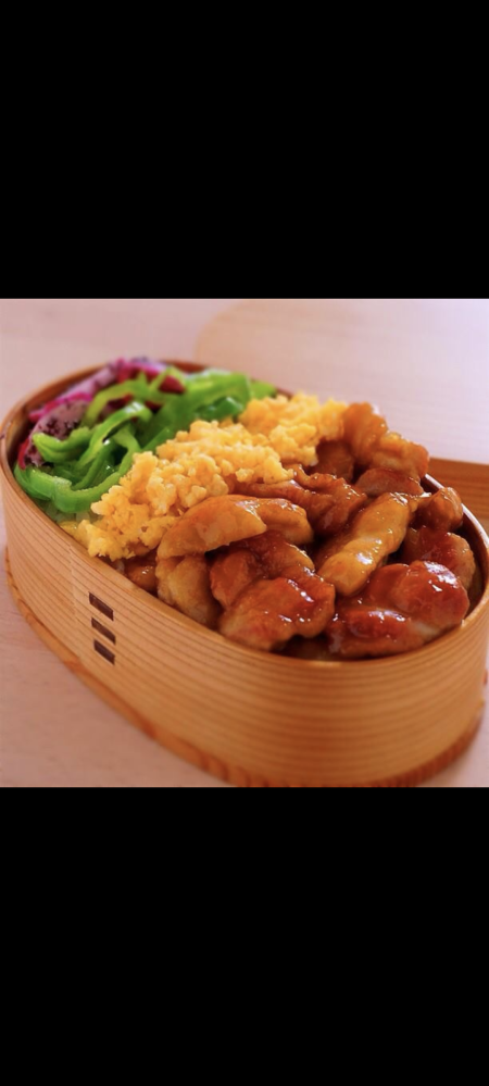 至急です！！！ロッテリアで食べた後のトレーはどこに返却すれば良いん