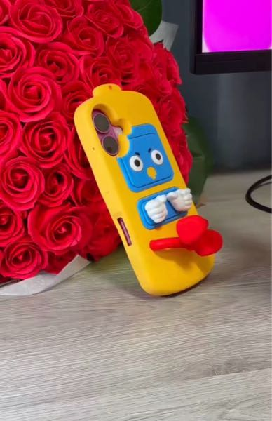 このスマホケースの名前わかる方いたら教えてください。 - これです