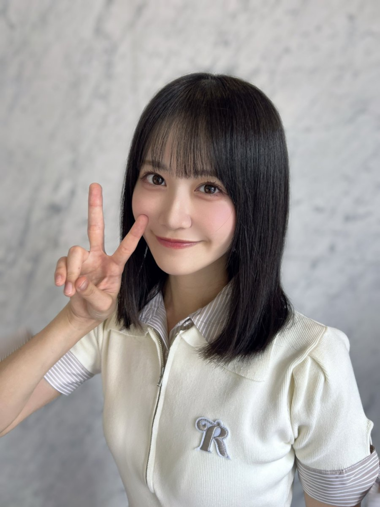 櫻坂46のCDについて質問です。typeBに、ヨリの写真が入 - Yahoo!知恵袋