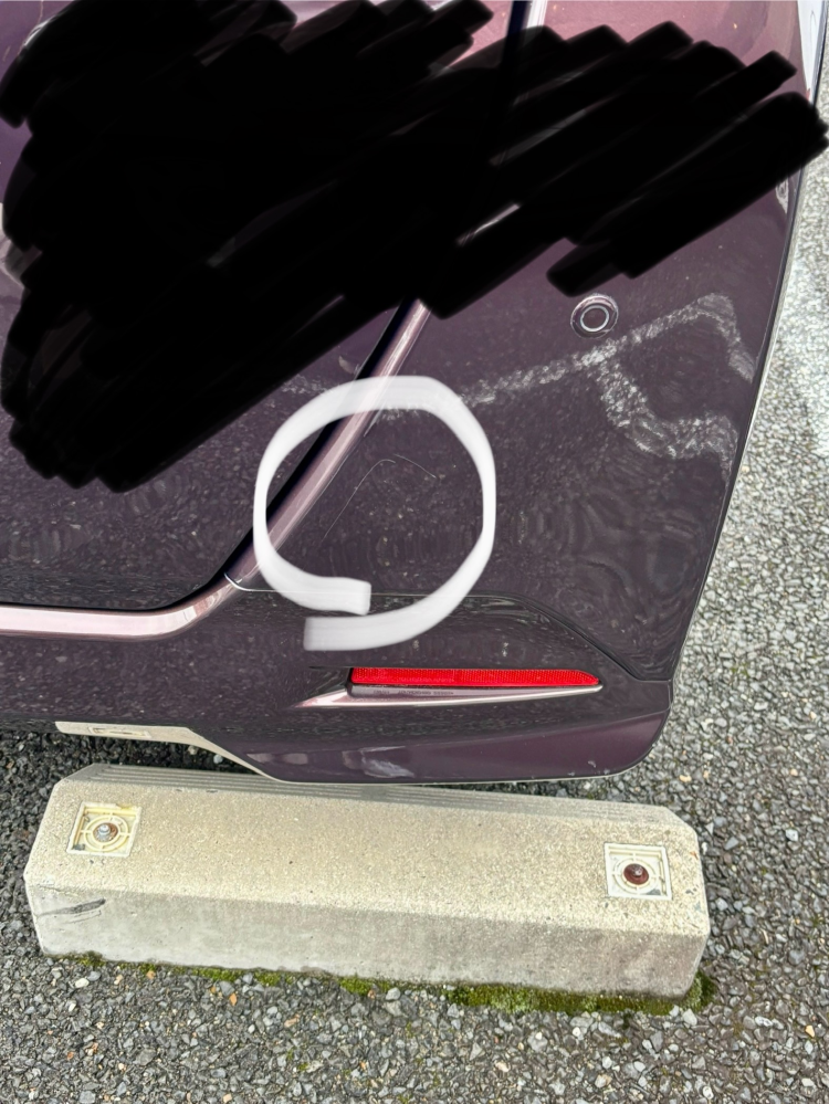 状態確認用　線傷。。？ 車の線傷について本日気づいたのですが、写真の通り覚えのない大きめの